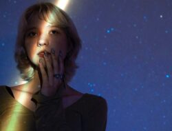 5 Zodiak Perempuan Paling Menarik, Membuat Terpikat dan Tak Terlupakan: Aura, Pesona, dan Energi Alami yang Menggoda