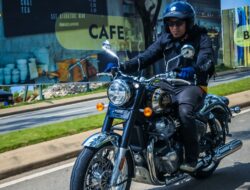Pengalaman Pertama Royal Enfield Classic 650, Varian Paling Gagah