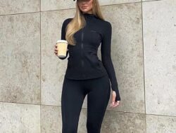 7 Gaya Outfit Lari Perempuan Non Hijab, Nyaman dan Sporty!