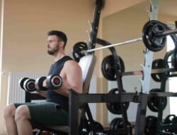 Mesin Gym untuk Lengan Kekar dan Terdefinisi