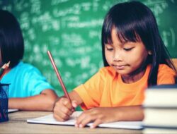 Dampak Sekolah Dini pada Anak