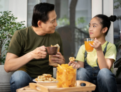 10 Cara Komunikasi Efektif Antara Ayah dan Anak Perempuan