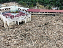 Gagap di Darat, Kalah di Maya: Wajah Gelap Komunikasi Bencana Sumatera
