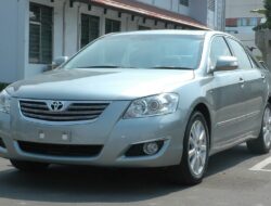 Harga Toyota Camry 2009 Bekas Semakin Murah