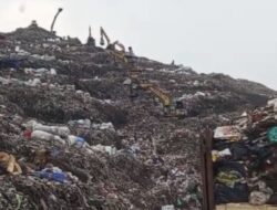 Bukit Sampah 70 Meter di Bantargebang, Tanda Darurat Pengelolaan Sampah Jakarta