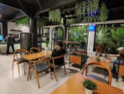 10 Kafe dan Kedai Terbaik Dekat Stasiun Tanah Abang untuk Bersantai