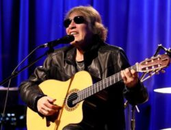 Kisah di Balik Lagu ‘Feliz Navidad’ yang Jadi Lagu Natal Paling Sukses dari Penyanyi Amerika Latin