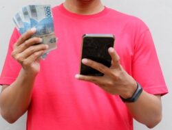 Jebakan Pinjol Ilegal: Janji Cepat Cair hingga Pemalsuan Data