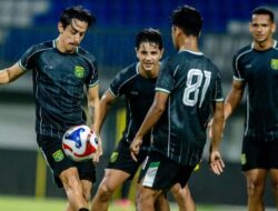 Janji Uston Nawawi untuk Bonek di Pamekasan! Persebaya Percaya Bisa Kalahkan Madura United
