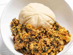 Fufu: Makanan Afrika yang Mengajarkan Kebahagiaan, Kesabaran, dan Kebersamaan