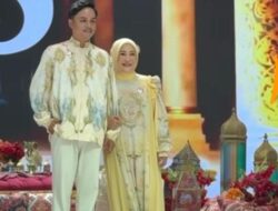 Ressa Jadi Model Fashion Show, Iis Dahlia Dukung Usai Akui 24 Tahun Ditolak Denada