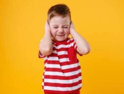 Gejala Otitis Media yang Mengganggu pada Balita