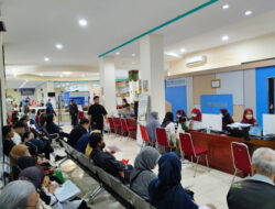 Warga Yogya Antre Pagi untuk Aktifkan BPJS PBI