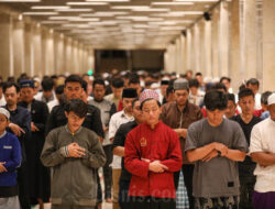 Tarawih di Masjid, Witir di Rumah? Ini Dalil dan Penjelasannya