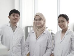 Helmy Yahya Apresiasi PT Mash Moshem, Produsen Kosmetik Lokal Tulungagung
