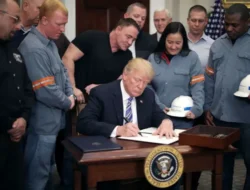 Tiongkok dan Inggris Tanggapi Permintaan Trump Kirim Kapal Perang ke Selat Hormuz