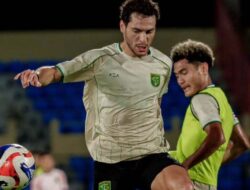 Laga Besar Persebaya vs Persib! Bernardo Tavares Diuji Konsistensi Finishing