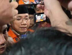 Gus Yaqut: Tangan Diborgol demi Keselamatan Jemaah