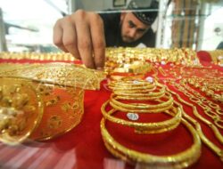 Tiga Berita Terpopuler Padang: Harga Emas Tembus Rp6,7 Juta, Disnakerin Buka Layanan Pengaduan THR