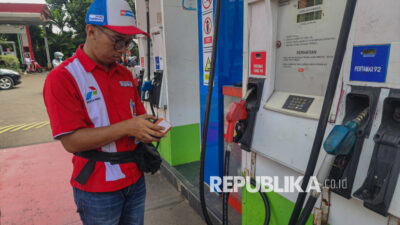 Indef: Penyesuaian Harga BBM Nonsubsidi Sesuai Harga Minyak Global