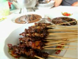 4 Kuliner Khas Sunda di Ciamis yang Harus Dicoba, Sambal Cibiuk Pedas Terbaik